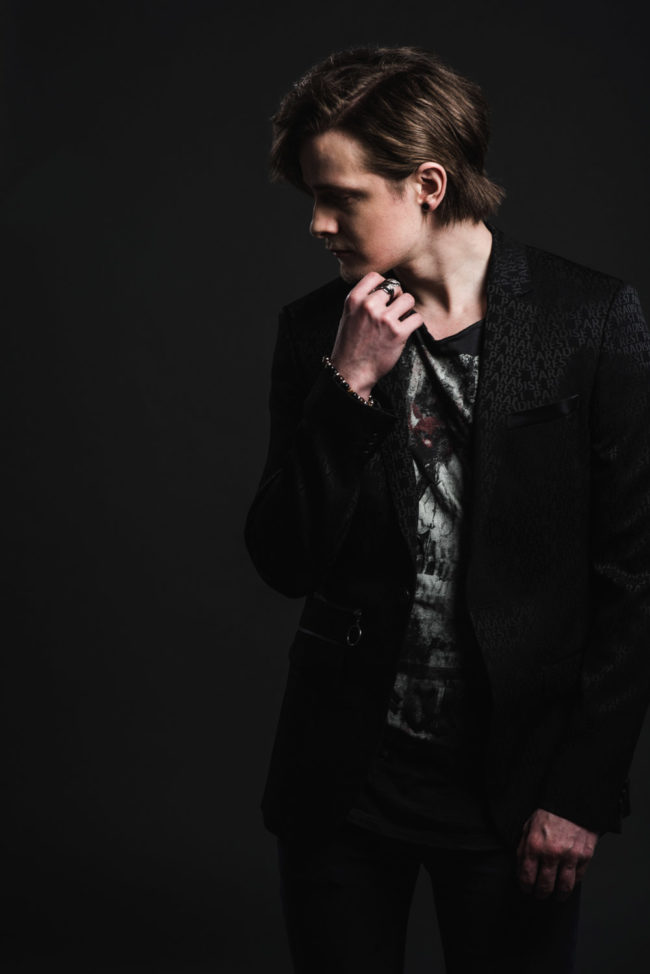 Singer Songwriter Creative Portraits Toronto