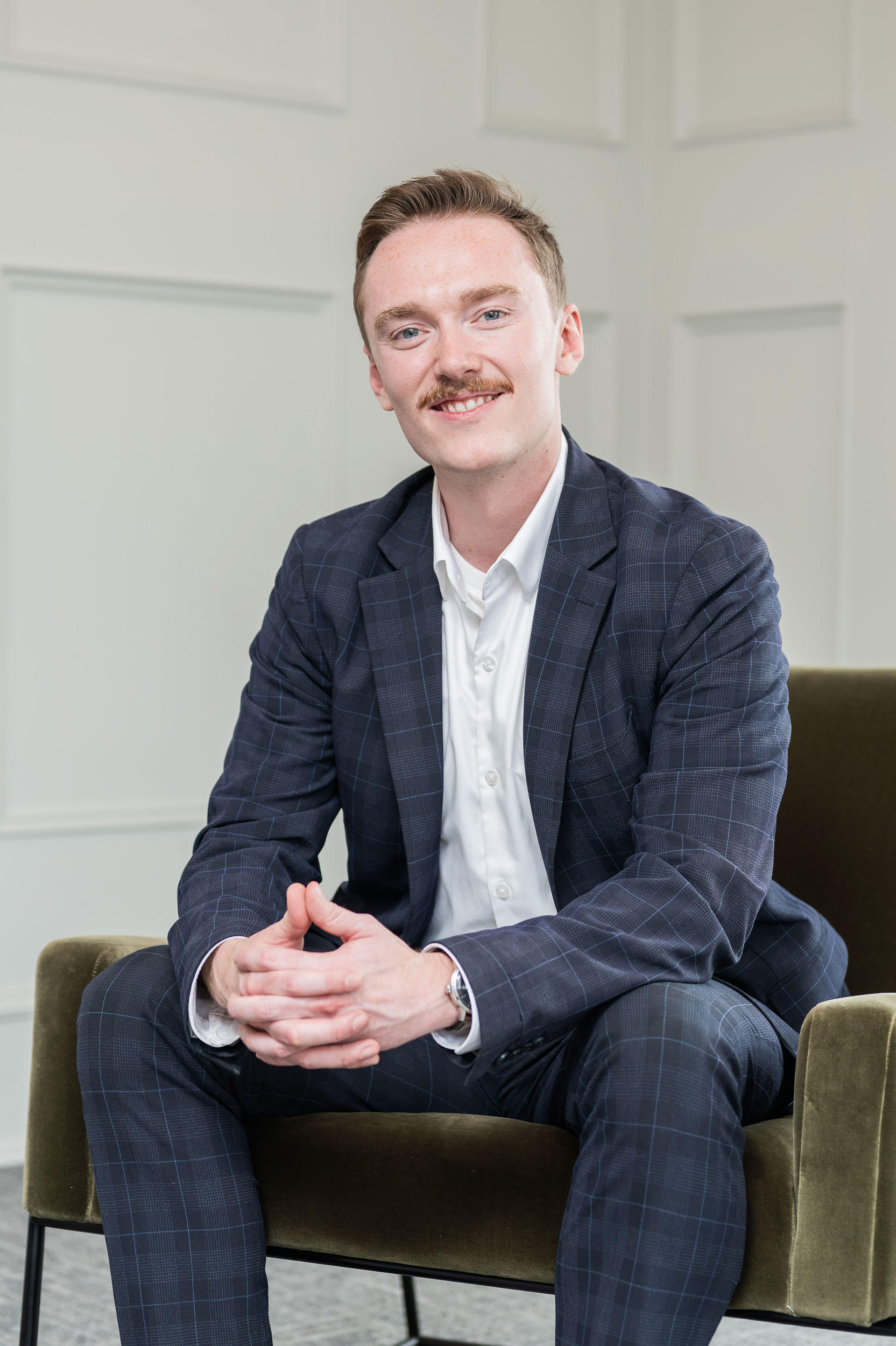 headshot and branding photographer kitchener